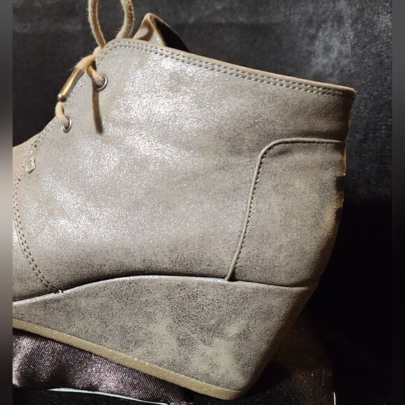 Tom's metallic booties women's 10 - Picture 3 of 9